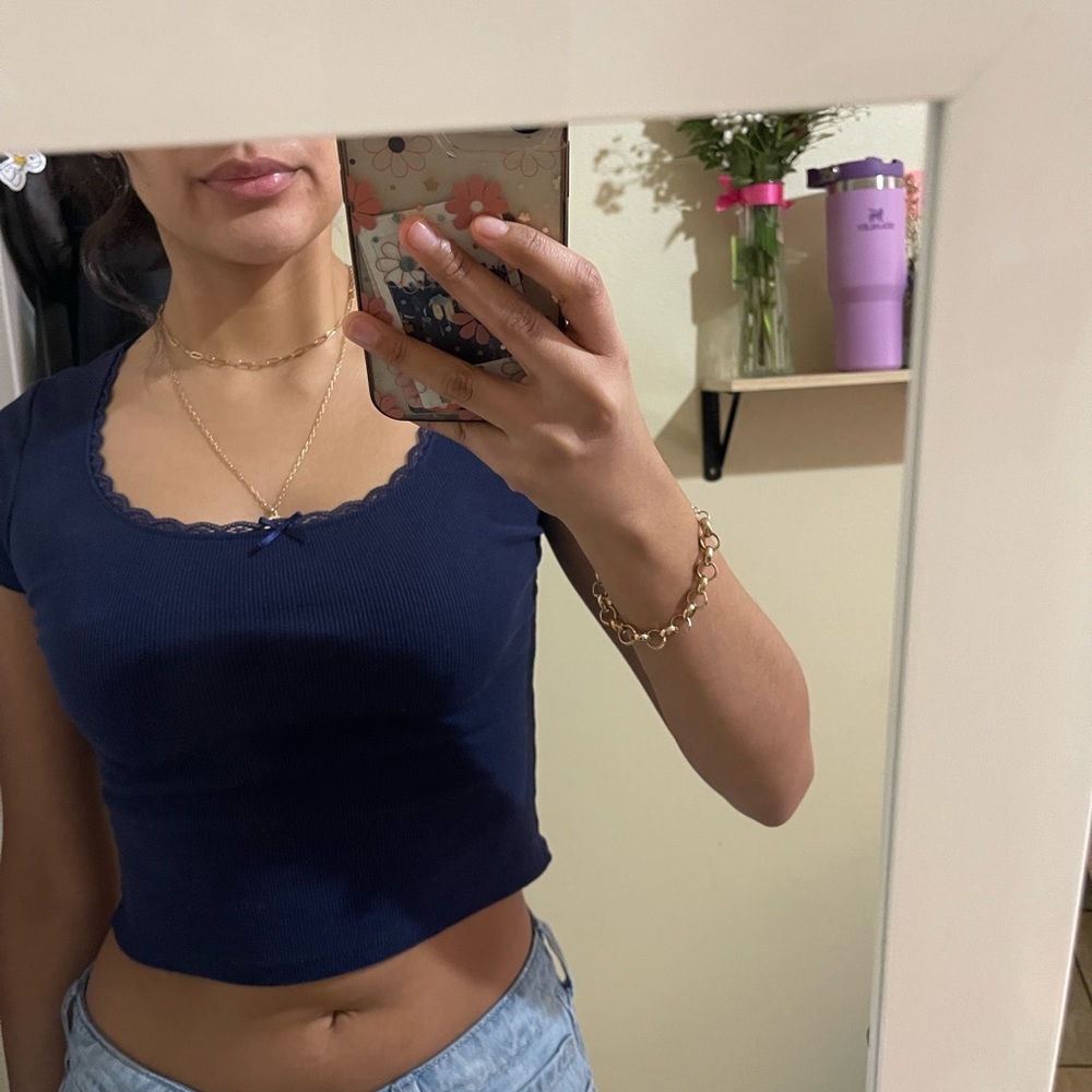 Cute ribbed top